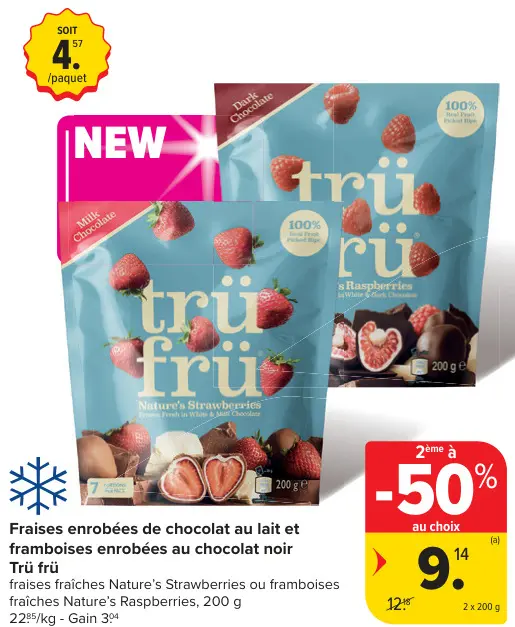 Offre: Fraises enrobées de chocolat au lait et framboises enrobées au chocolat noir