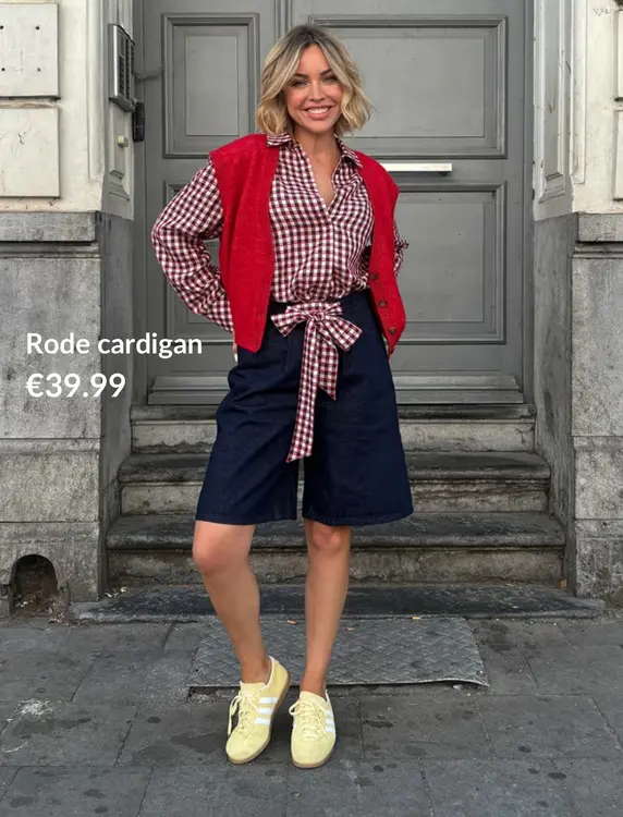 Promotie: Rode Cardigan
