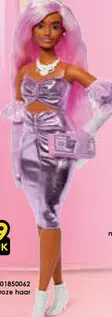 Aanbieding: Barbie Deluxe Style pop met metallic roze haar
