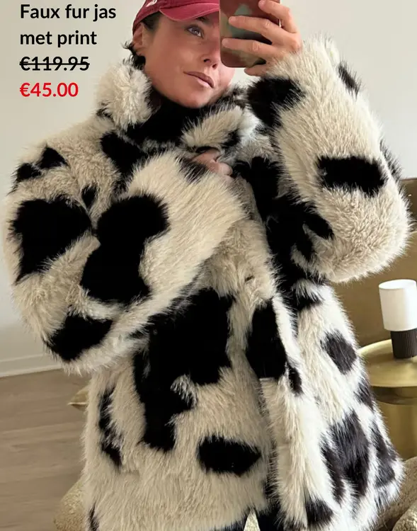 Promotie: Faux fur jas met print