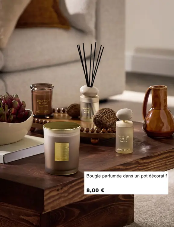 Offre: Bougie parfumée dans un pot décoratif