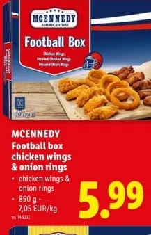 Promotie: Football box chicken wings & onion rings