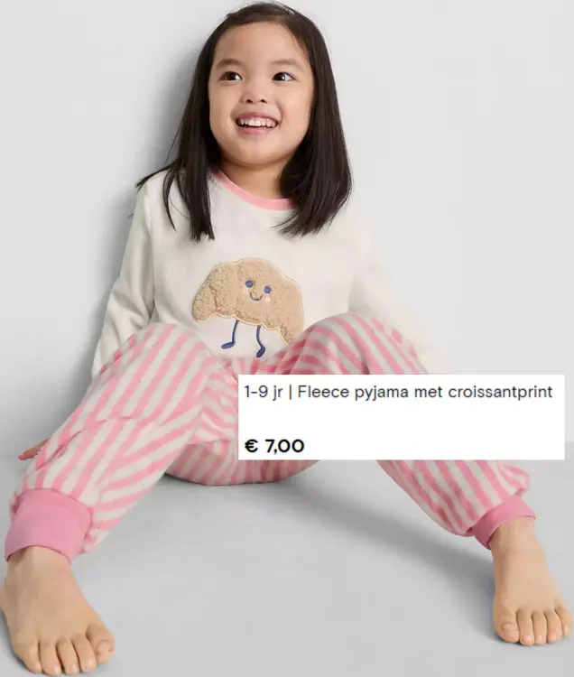 Aanbieding: Primark Fleece pyjama met croissantprint