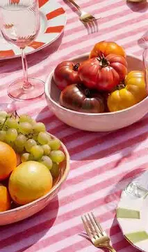 Promotie: Tafelkleed rood roze gestreept