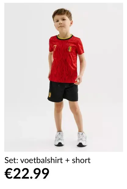 Promotie: voetbalshirt + short