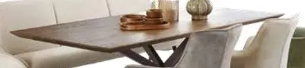 Aanbieding: Eetkamertafel