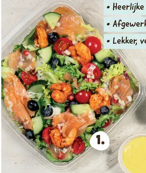 Promotie: Salade met scampi, gerookte zalm en fruit