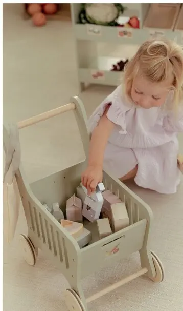 Aanbieding: Houten boodschappenwagen