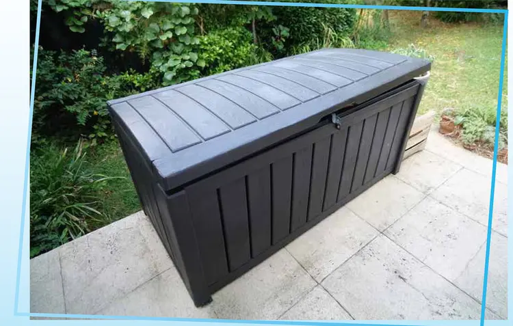 Offre: Coffre de rangement