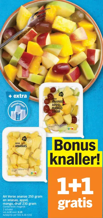 Aanbieding: Verse ananas en ananas, appel, mango, druif