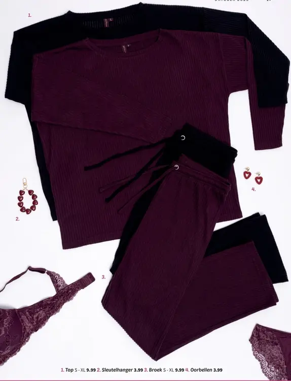 Aanbieding: Top, sleutelhanger, broek, oorbellen