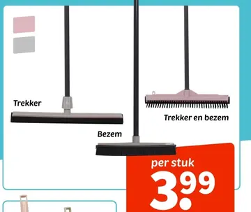 Aanbieding: Trekker, Bezem, Trekker en bezem