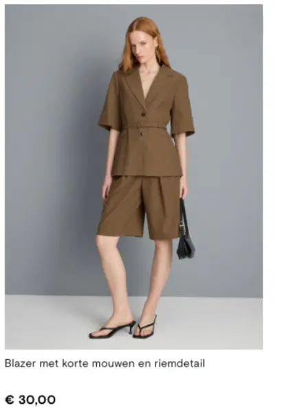 Promotie: Blazer met korte mouwen en riemdetail
