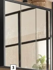 Aanbieding: Spiegelkast met 3 deuren