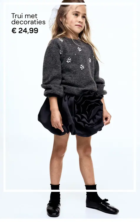 Aanbieding: Trui met decoraties