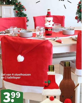 Aanbieding: Set van 4 stoelhoeven en 1 tafelloper